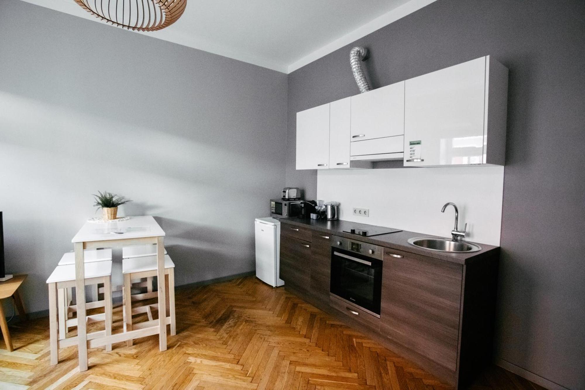 Greystone Suites & Apartments Riga Habitación foto