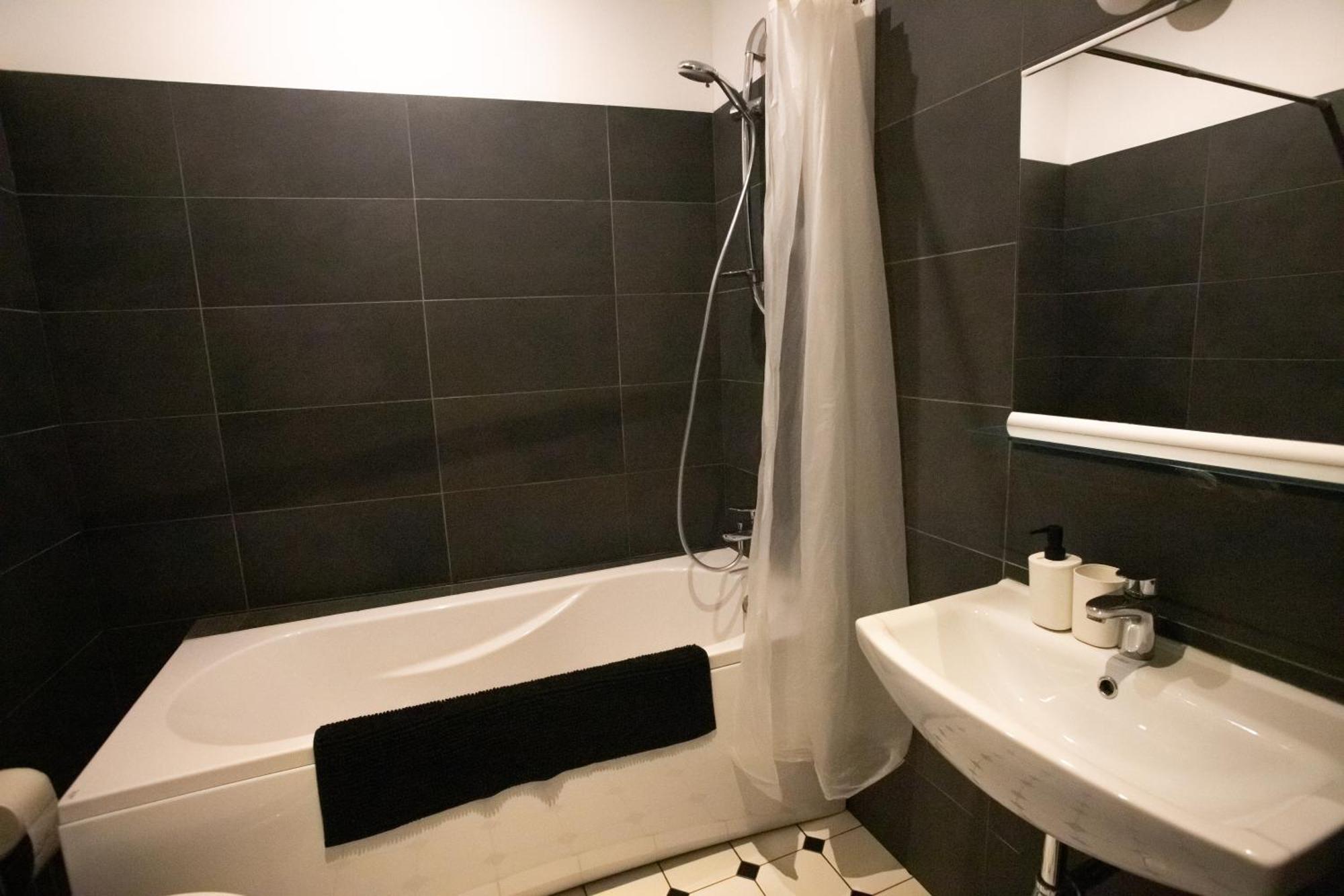 Greystone Suites & Apartments Riga Habitación foto