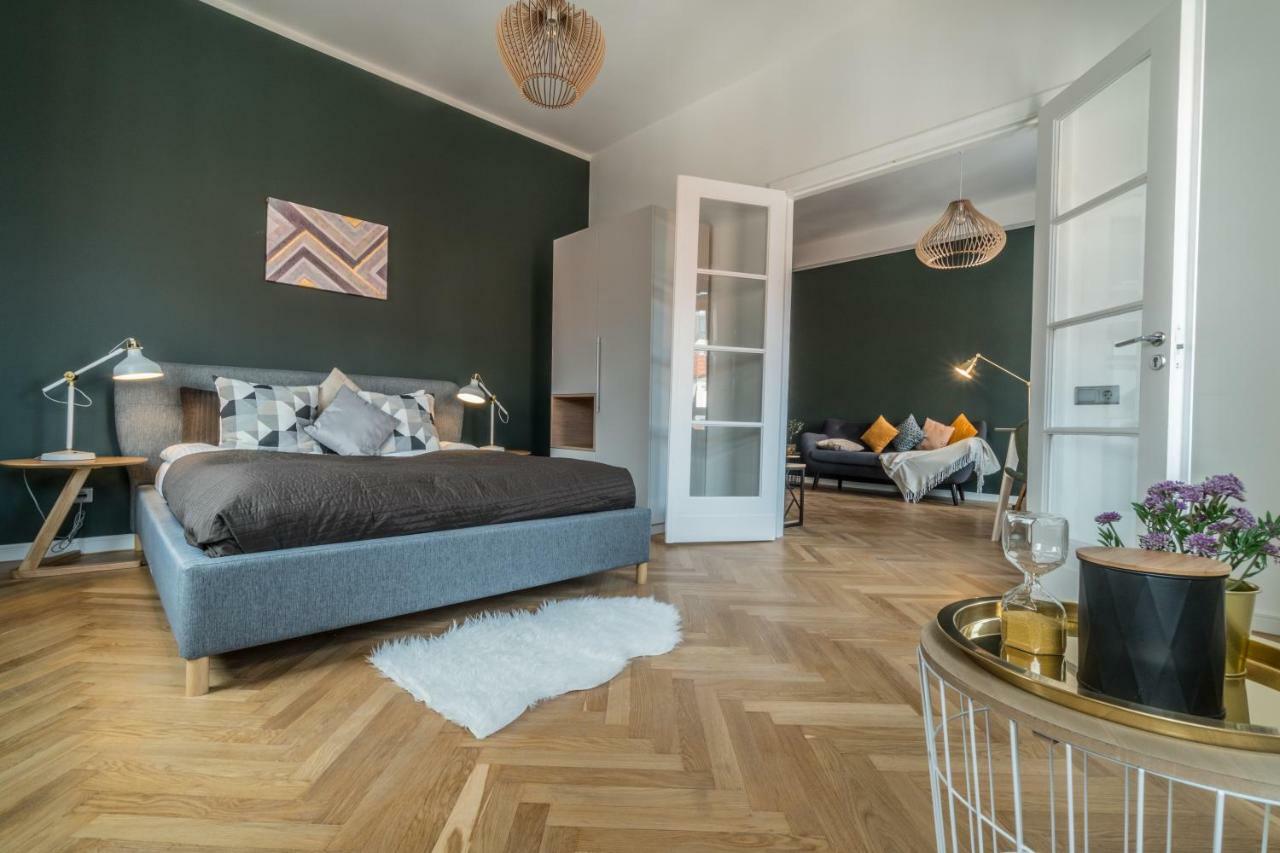 Greystone Suites & Apartments Riga Exterior foto