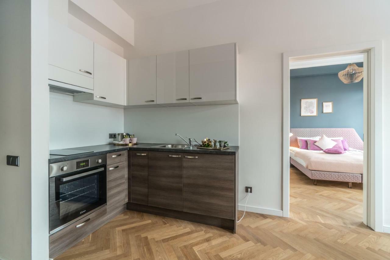 Greystone Suites & Apartments Riga Exterior foto